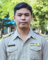 นายอนุวัฒิ    ทะปาละ