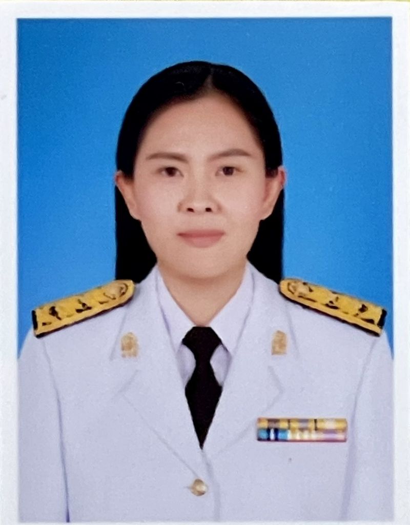 นางศุภางค์  จอมเอ้ย