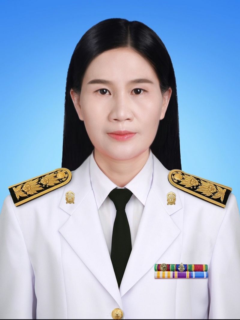 นางชนัฐภรณ์ กลิ่นหอม