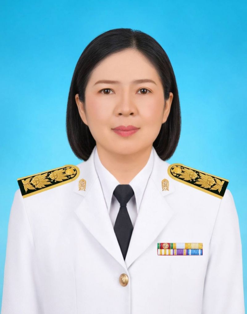 นางวรารักษ์  คำภิระวงศ์