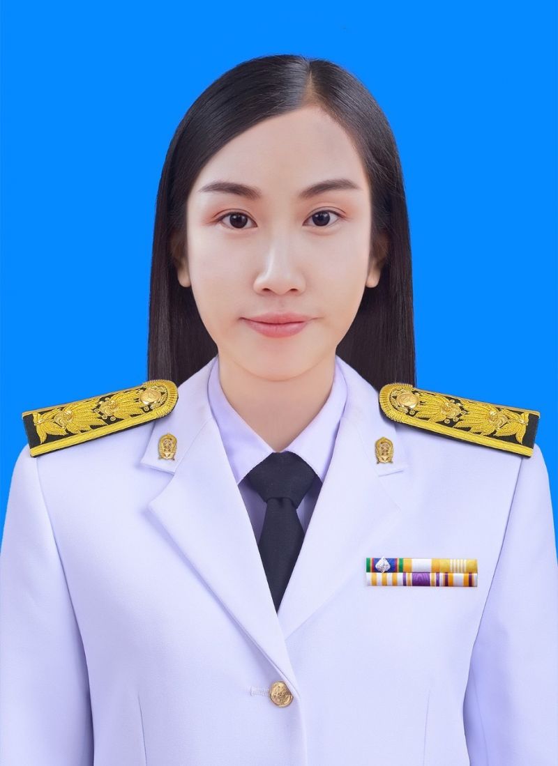 นางสาวจุฑารัตน์ เพ็ชรแสนงาม