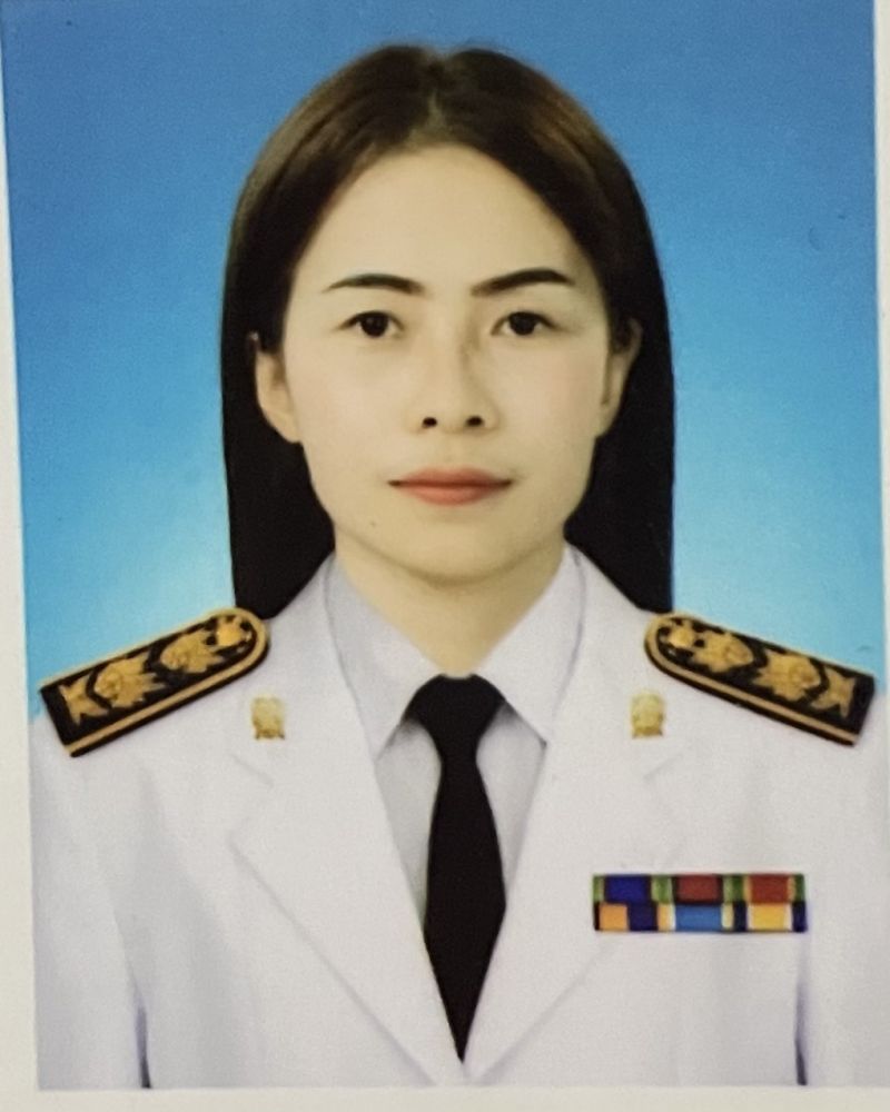 นางกมลชนก  เสาสีนาด