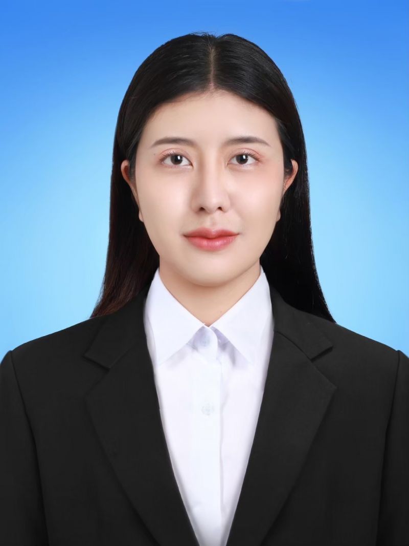 นางสาวณัฐธิดา  สาริบุตร