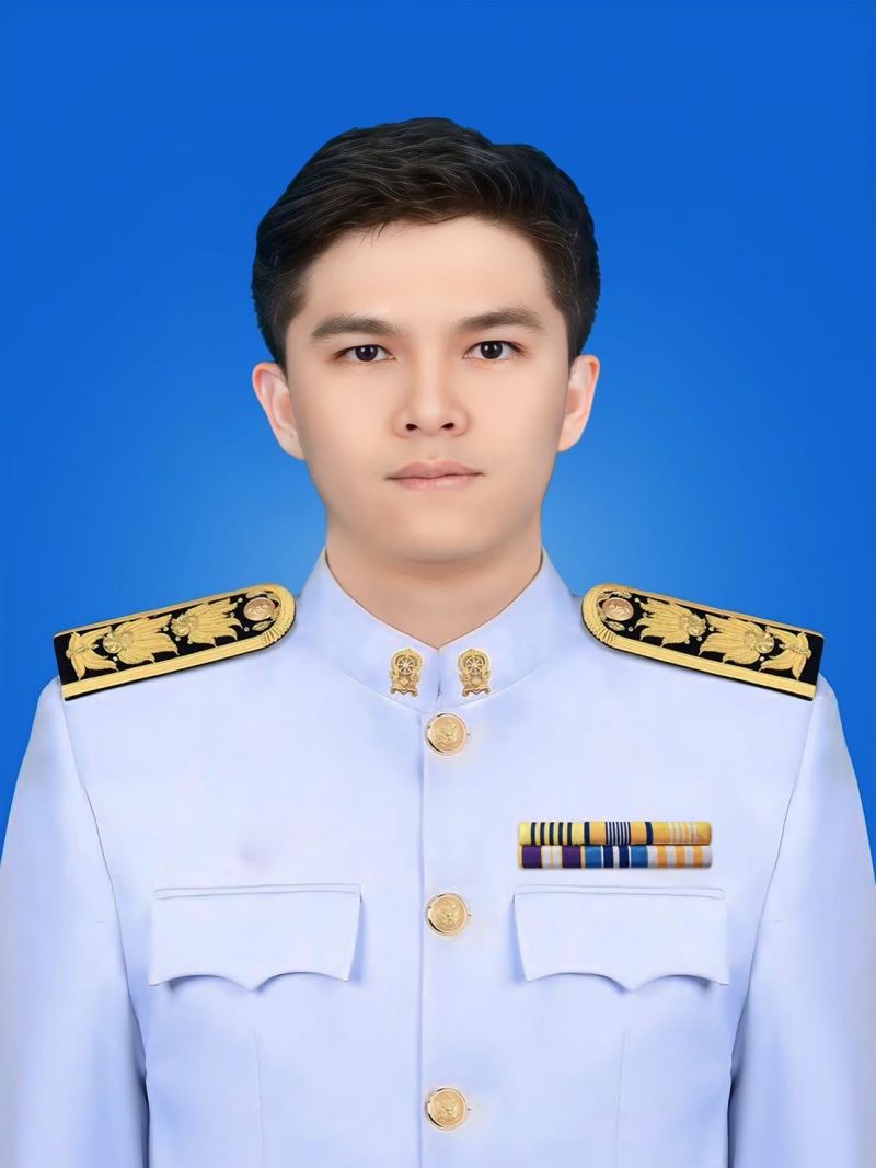 นายชยุตพงศ์ ชัยแก้ว