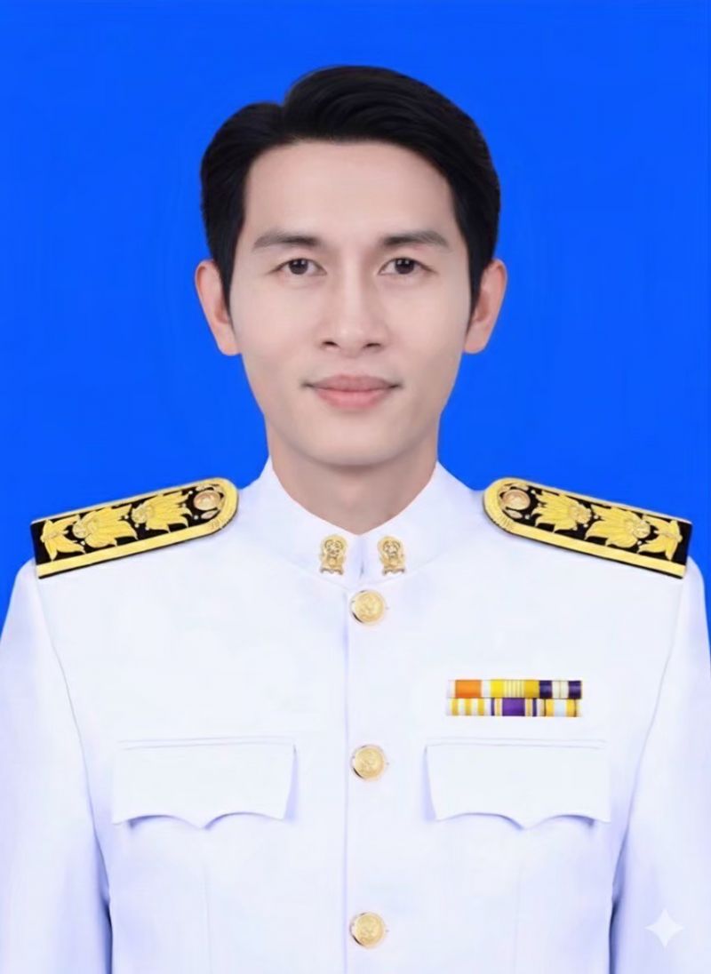นายพงศ์สวรรค์ งามจำ