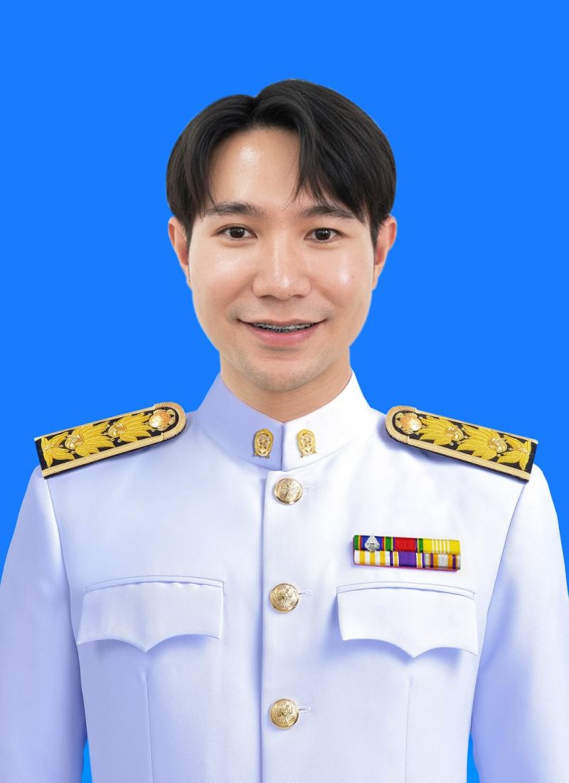 นายชนุดม  ยะเปียง