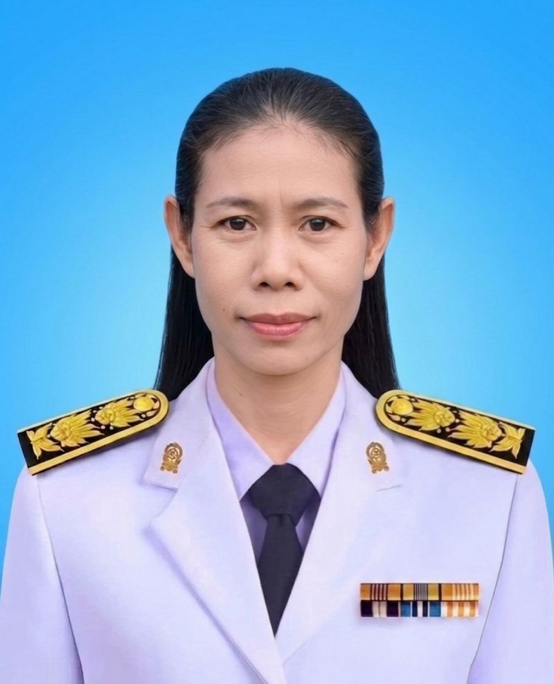 นางสาวพวงพะยอม ภูวัน