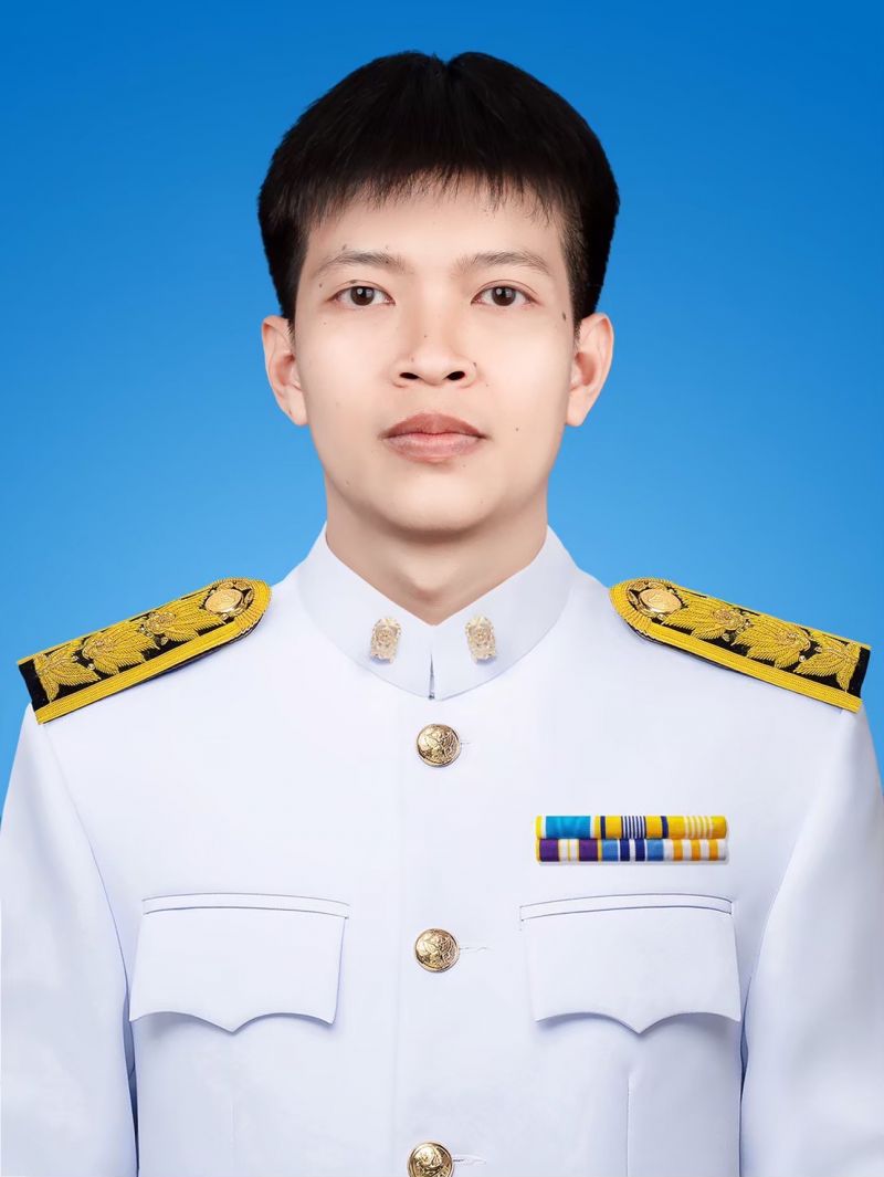 นายนวพล ปันผะสงค์