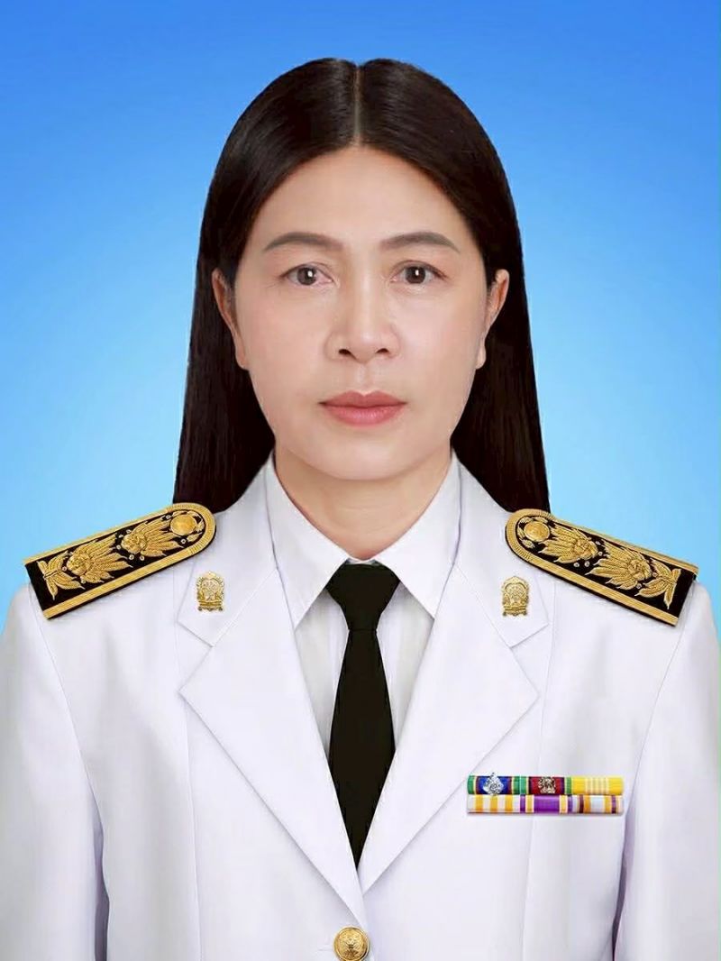นางธิดารัตน์ ทิวงศ์ษา