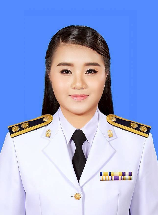นางสาวอัญชรินทร์  บุญเกิด